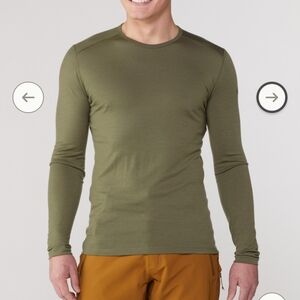 Icebreaker Merino 200 Oasis Long-Sleeve Crewe Thermal Top - Men's Medium